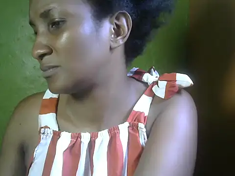 Snapshot of Athena_2019 chatting on 16, 4, 2026 Athena 2019 online show from 16, 4, 2026