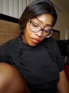Snapshot of lollycoco chatting on 19, 12, 2025 lollycoco online show from 19, 12, 2025