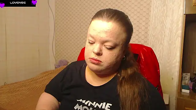 Janiffer MiMi online show from 15, 11, 2025