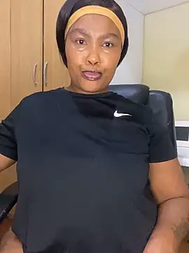 Snapshot of BADFATASS85 chatting on 24, 2, 2026 BADFATASS85 online show from 24, 2, 2026