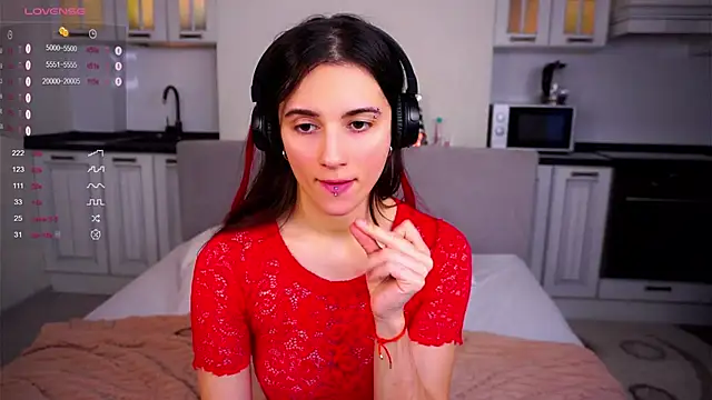 Holla Molly online show from 23, 2, 2025