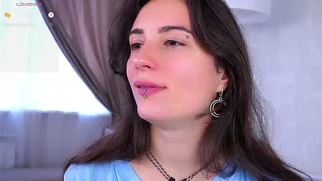 Holla Molly online show from 12, 10, 2025