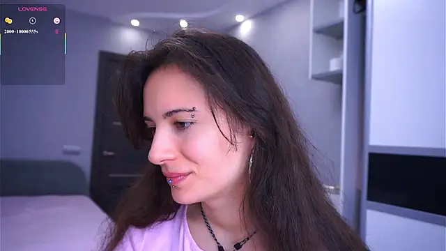 Holla Molly online show from 18, 3, 2026