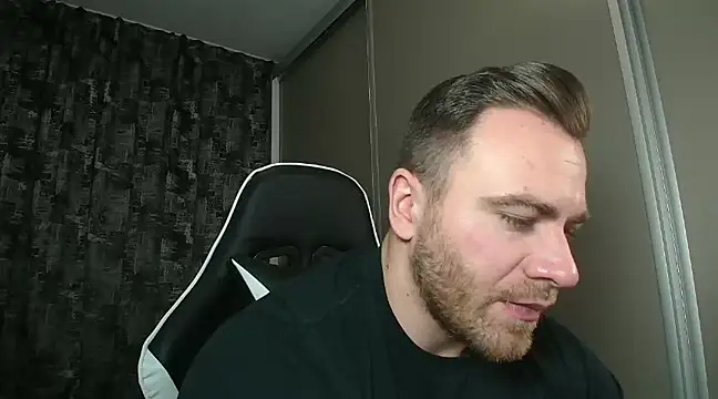 Thori92 online show from 4, 2, 2025