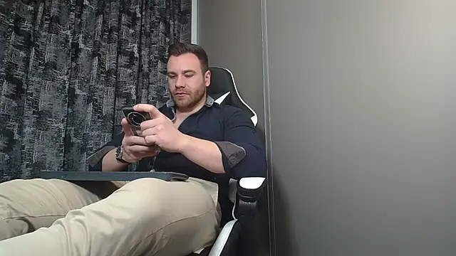 Thori92 online show from 11, 2, 2025