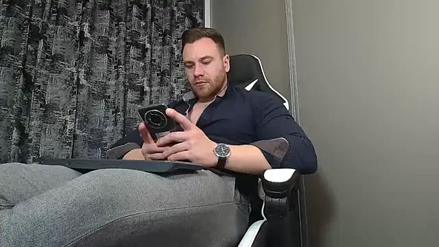 Thori92 online show from 18, 2, 2025