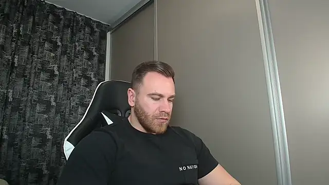 Thori92 online show from 19, 2, 2025