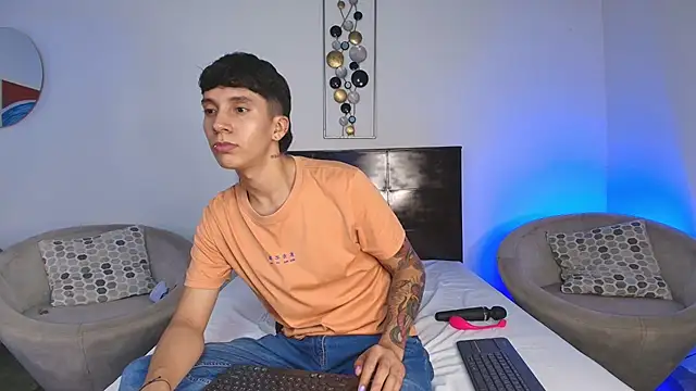 JacoboSwam online show from 12, 3, 2025