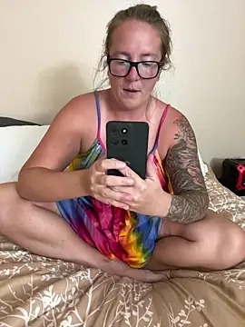 Lizzyloo online show from 11, 4, 2026