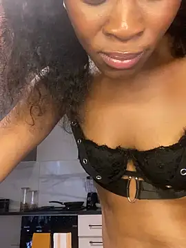 PETITE NAOMI online show from 28, 12, 2024