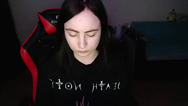 Snapshot of Laralianna chatting on 13, 2, 2026 Laralianna online show from 13, 2, 2026