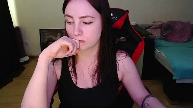 Laralianna online show from 17, 4, 2026