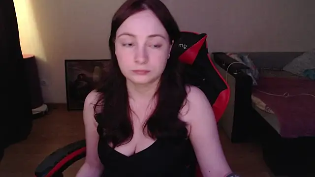 Snapshot of Laralianna chatting on 21, 5, 2026 Laralianna online show from 21, 5, 2026