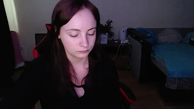 Snapshot of Laralianna chatting on 18, 6, 2026 Laralianna online show from 18, 6, 2026