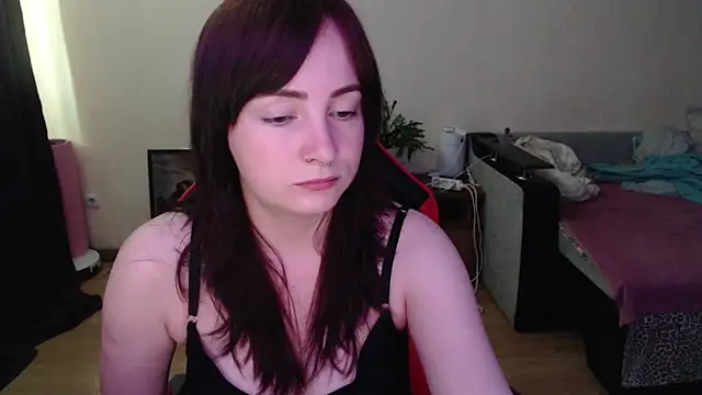 Snapshot of Laralianna chatting on 8, 7, 2026 Laralianna online show from 8, 7, 2026