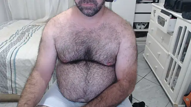 Snapshot of MysterBearMG chatting on 21, 4, 2026 MysterBearMG online show from 21, 4, 2026