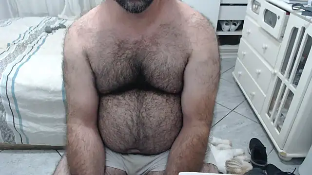 Snapshot of MysterBearMG chatting on 28, 4, 2026 MysterBearMG online show from 28, 4, 2026