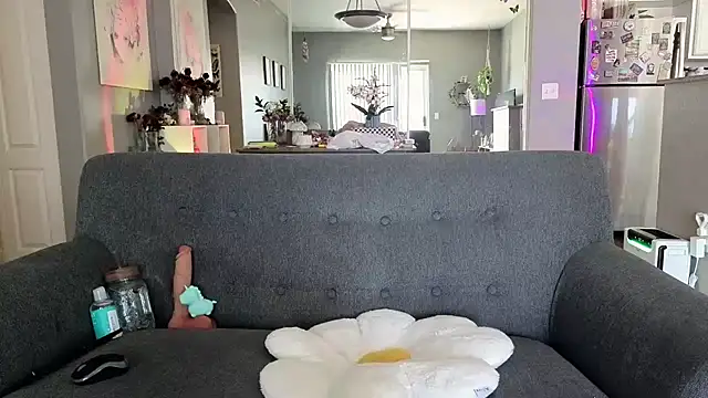 Lexi Shocker online show from 25, 3, 2026