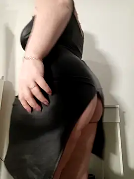 amanda-hornySeduction online show from 27, 3, 2026