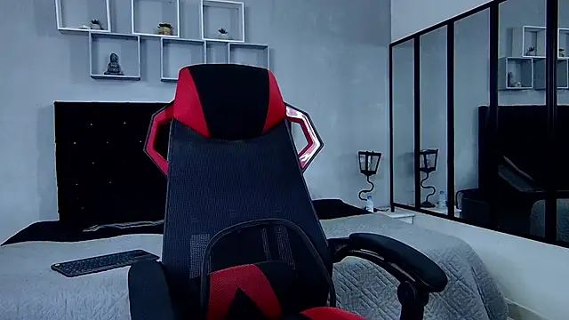 tyler hank01 online show from 13, 3, 2025