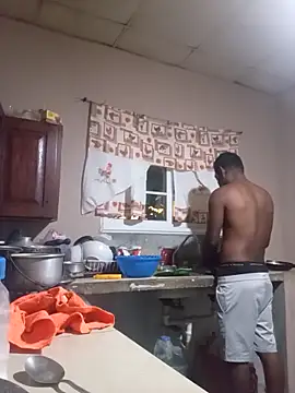 elias1704 online show from 5, 3, 2026