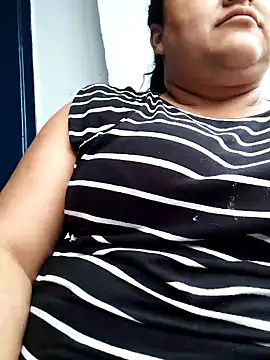 Monseratte21 online show from 1, 2, 2025