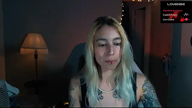 Snapshot of Saucy_Jenn chatting on 26, 1, 2025 Saucy Jenn online show from 26, 1, 2025