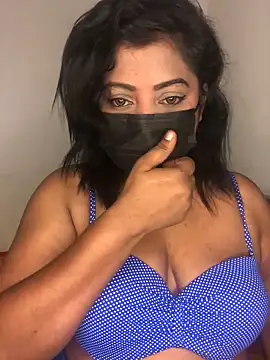 Snapshot of _Cute_ariana_ chatting on 22, 9, 2025  Cute ariana  online show from 22, 9, 2025