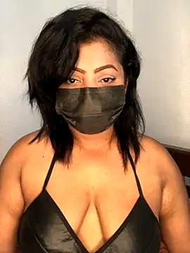 Snapshot of _Cute_ariana_ chatting on 6, 10, 2025  Cute ariana  online show from 6, 10, 2025