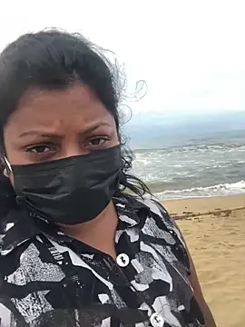 Snapshot of _Cute_ariana_ chatting on 15, 10, 2025  Cute ariana  online show from 15, 10, 2025