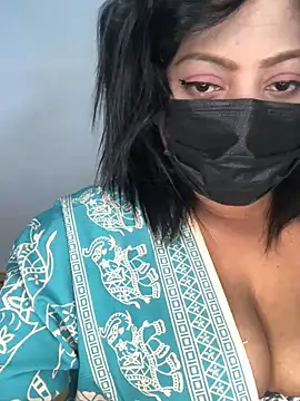 Snapshot of _Cute_ariana_ chatting on 17, 10, 2025  Cute ariana  online show from 17, 10, 2025