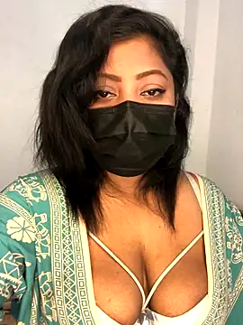 Snapshot of _Cute_ariana_ chatting on 30, 10, 2025  Cute ariana  online show from 30, 10, 2025