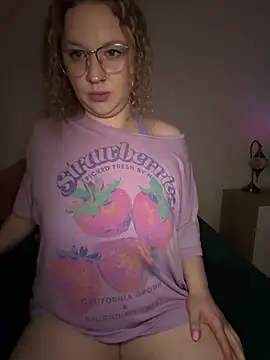 Snapshot of EmmieRae chatting on 11, 3, 2026 EmmieRae online show from 11, 3, 2026