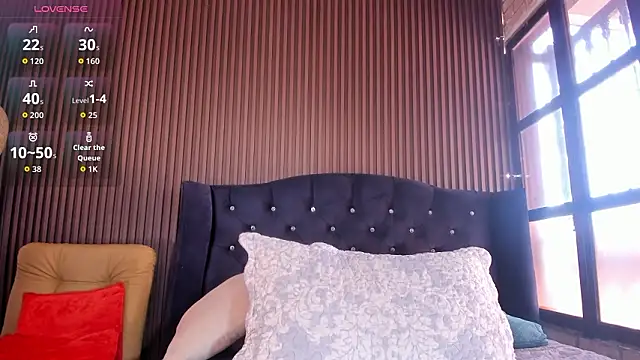 JuliaDawson  online show from 17, 1, 2026