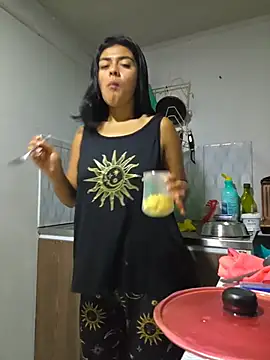 Hannah-grace online show from 3, 11, 2025