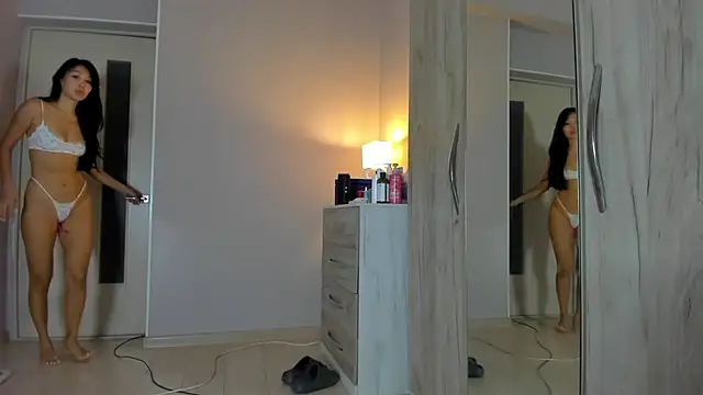 Snapshot of keiko_hot chatting on 8, 7, 2026 keiko hot online show from 8, 7, 2026