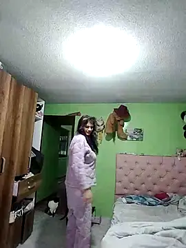 Snapshot of Kyomi_chang chatting on 8, 3, 2025 Kyomi chang online show from 8, 3, 2025