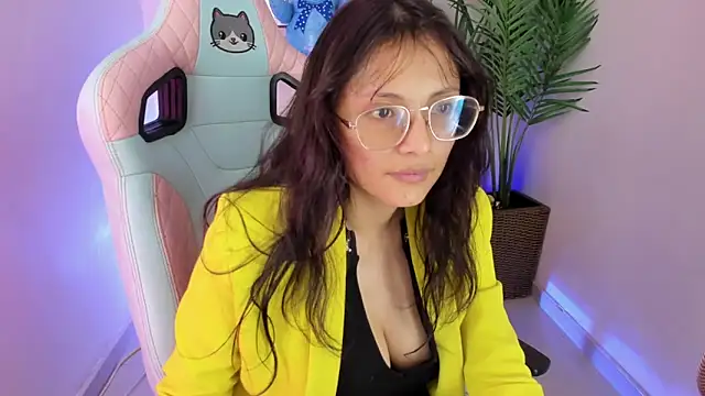 Snapshot of Kyomi_chang chatting on 14, 3, 2025 Kyomi chang online show from 14, 3, 2025