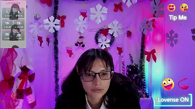 Snapshot of Kyomi_chang chatting on 4, 12, 2025 Kyomi chang online show from 4, 12, 2025