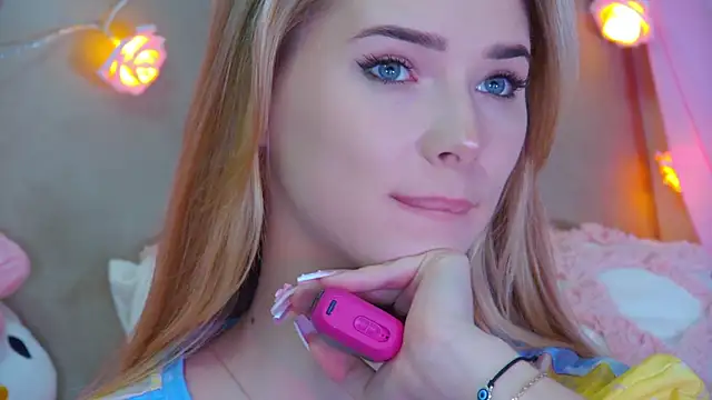 GentleRossi online show from 5, 2, 2025