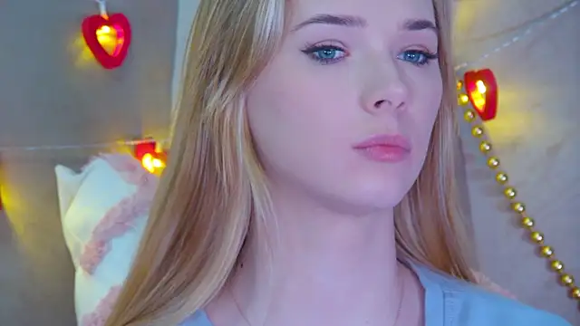 GentleRossi online show from 8, 2, 2025