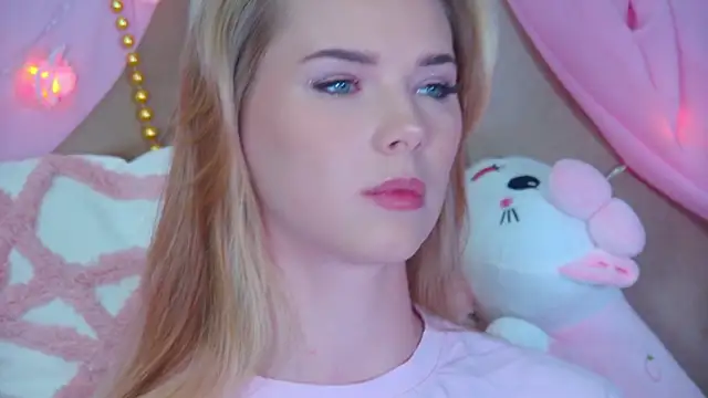 GentleRossi online show from 4, 3, 2025