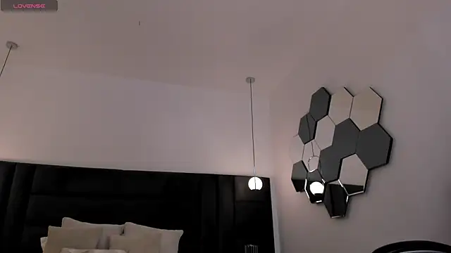 JennaOlsonX online show from 1, 2, 2025