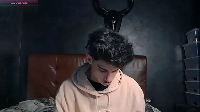 Snapshot of DanielCrush1 chatting on 7, 2, 2026 DanielCrush1 online show from 7, 2, 2026