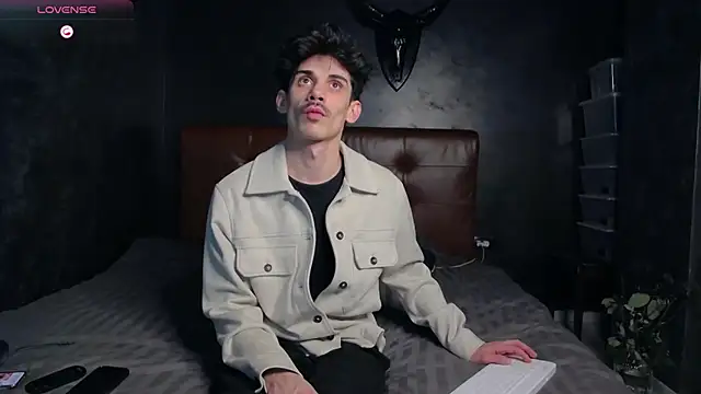 Snapshot of DanielCrush1 chatting on 23, 2, 2026 DanielCrush1 online show from 23, 2, 2026