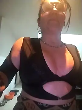 Myrnasexxx online show from 21, 12, 2025