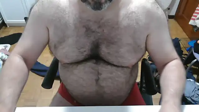 Snapshot of mikeyhotbear chatting on 30, 6, 2026 mikeyhotbear online show from 30, 6, 2026