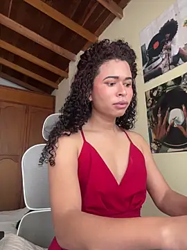 Snapshot of GabriSaenz chatting on 9, 5, 2026 GabriSaenz online show from 9, 5, 2026