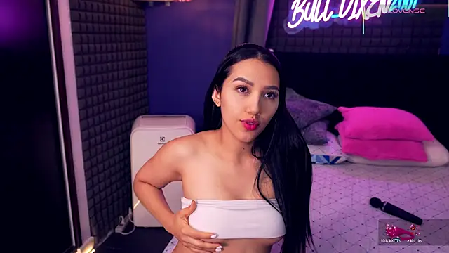 bull vixen2001 online show from 1, 12, 2025