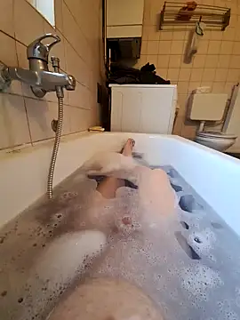 toeloverlive online show from 17, 12, 2024